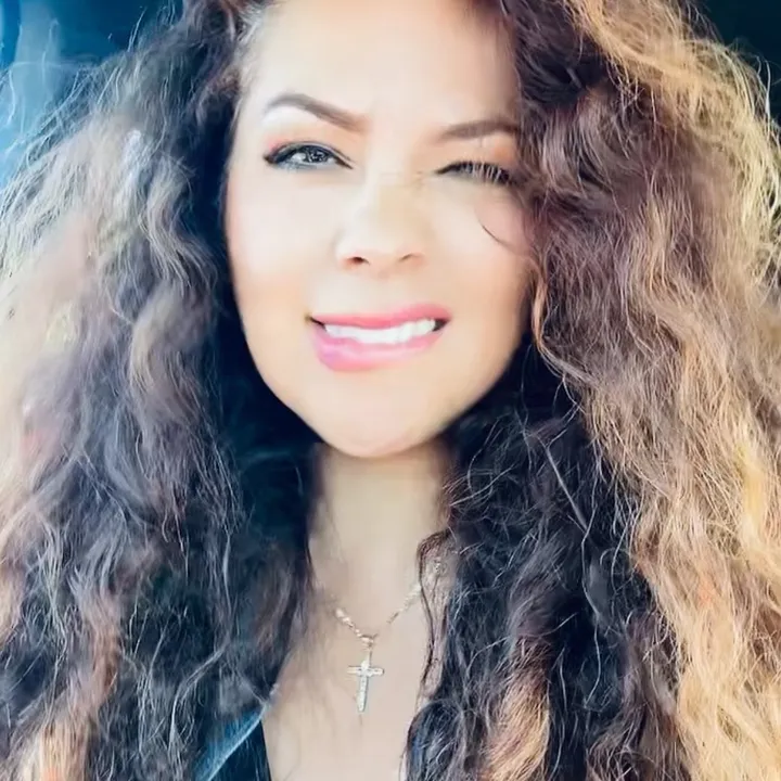 @mitzydivine