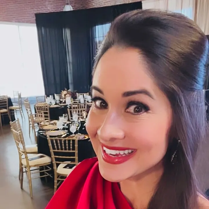 nicoleallshouse