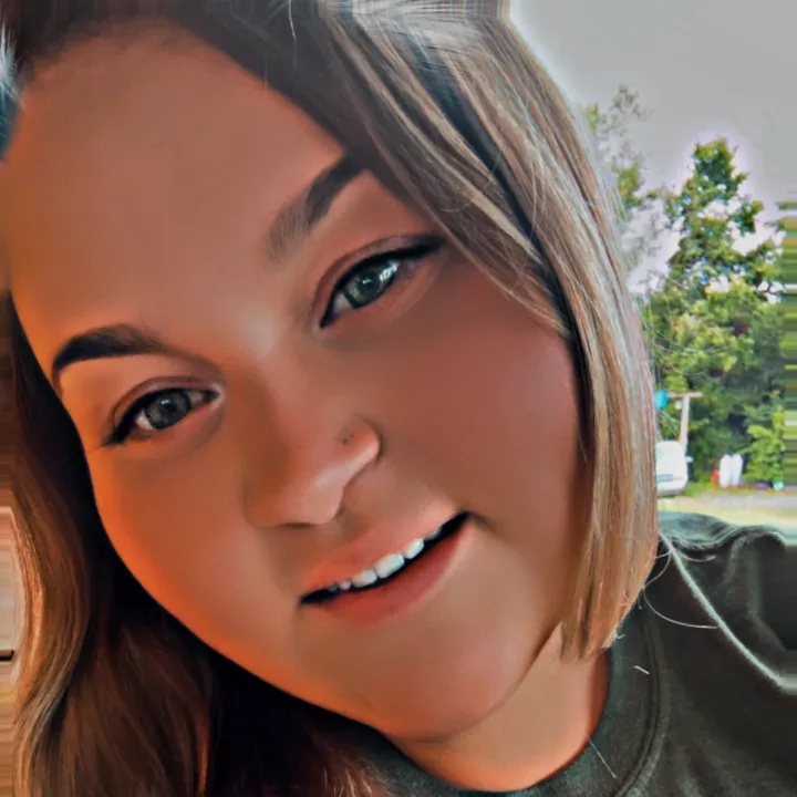 @manda_louu