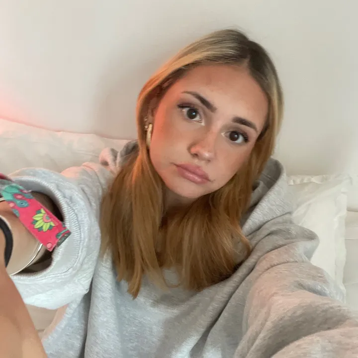 chloe_bldd