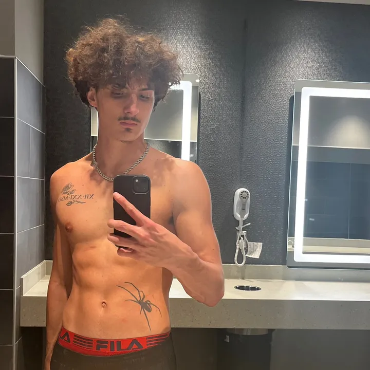 @realzyxlon