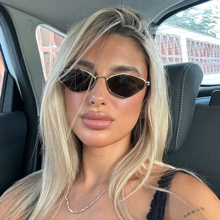 @carmenbagui_
