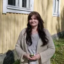 @vanhassa_hirsitalossa