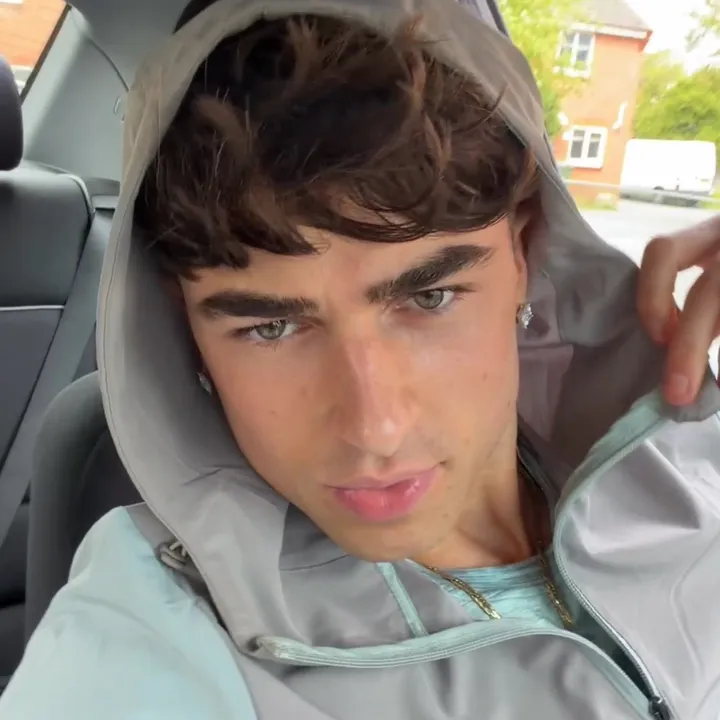 @dylanskitmore