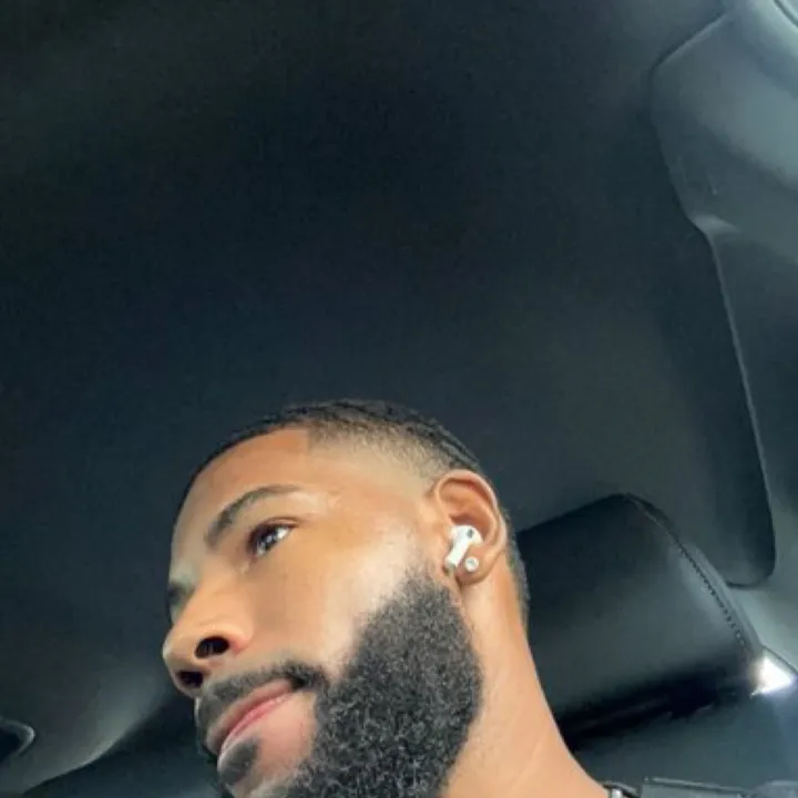 @james_micha__el