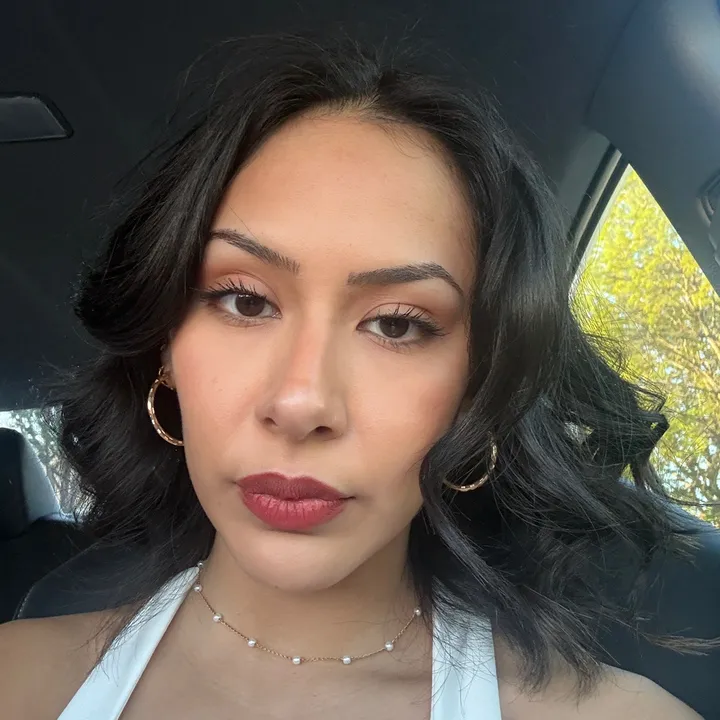 carla.reza