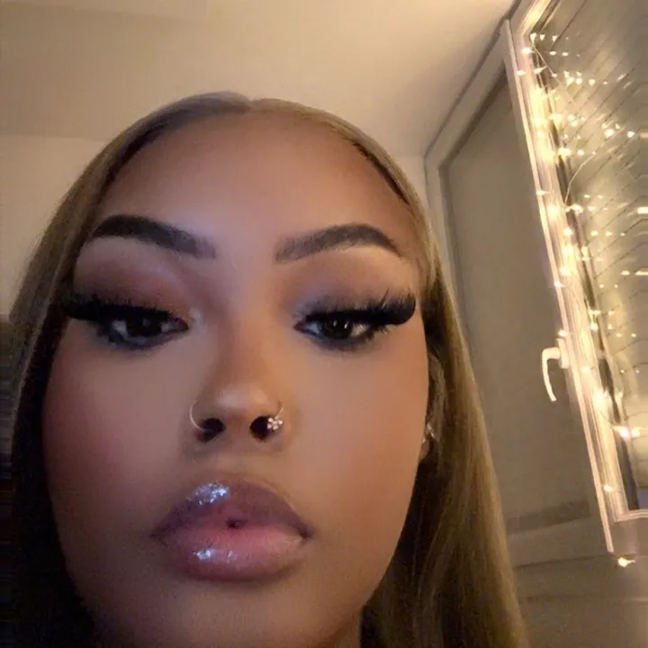@veeegaass