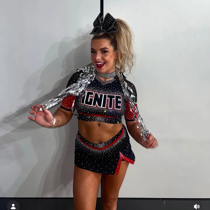 megan_cheer