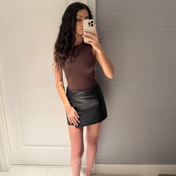 nazeli058