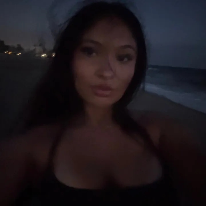 @chloessimone