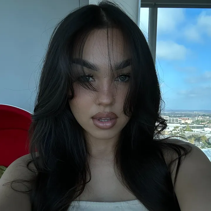 @leinnaaaxo