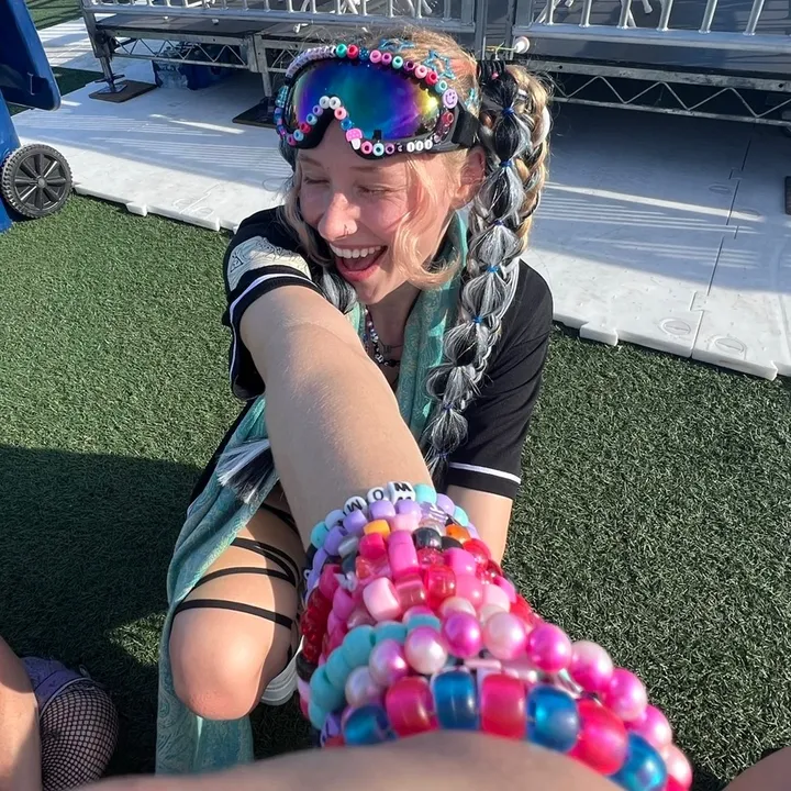 @groovymackk