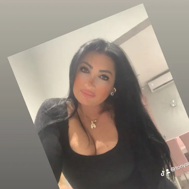 tonyaalbano