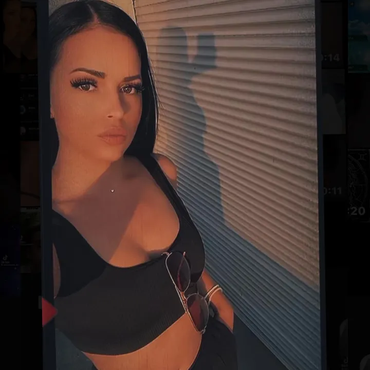 sabrina_210690