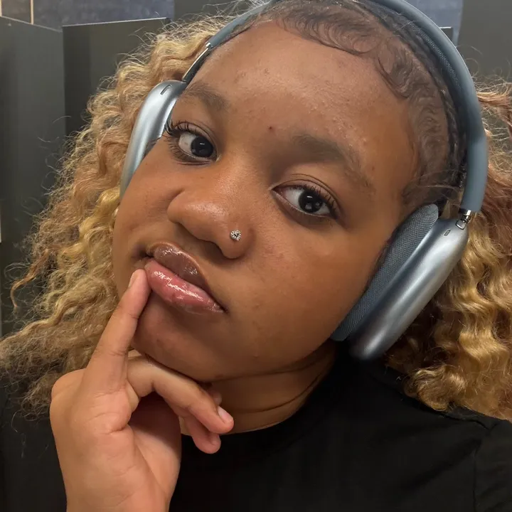 @prettylightskinleo