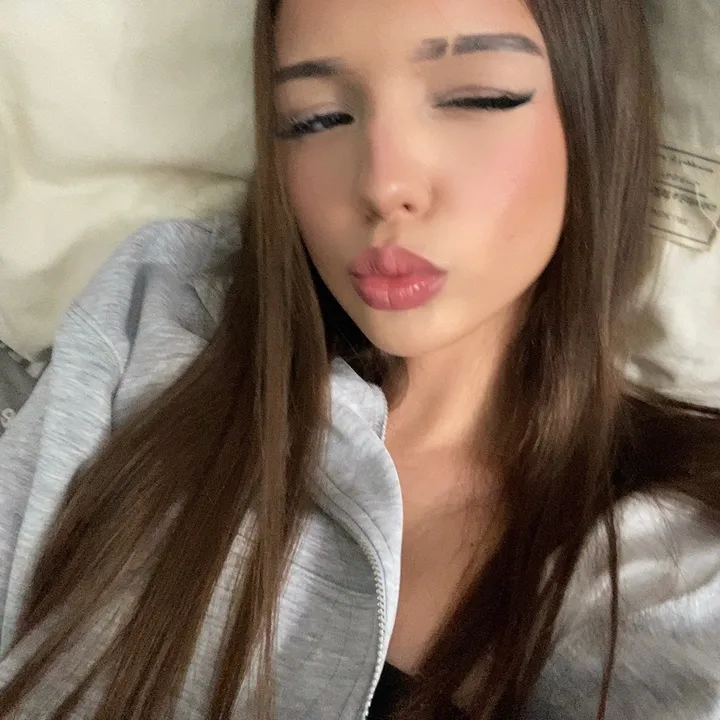 melly_y_