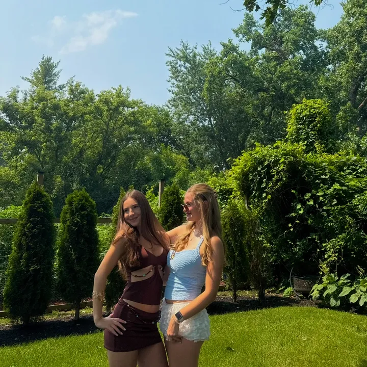 @carlygilberttt