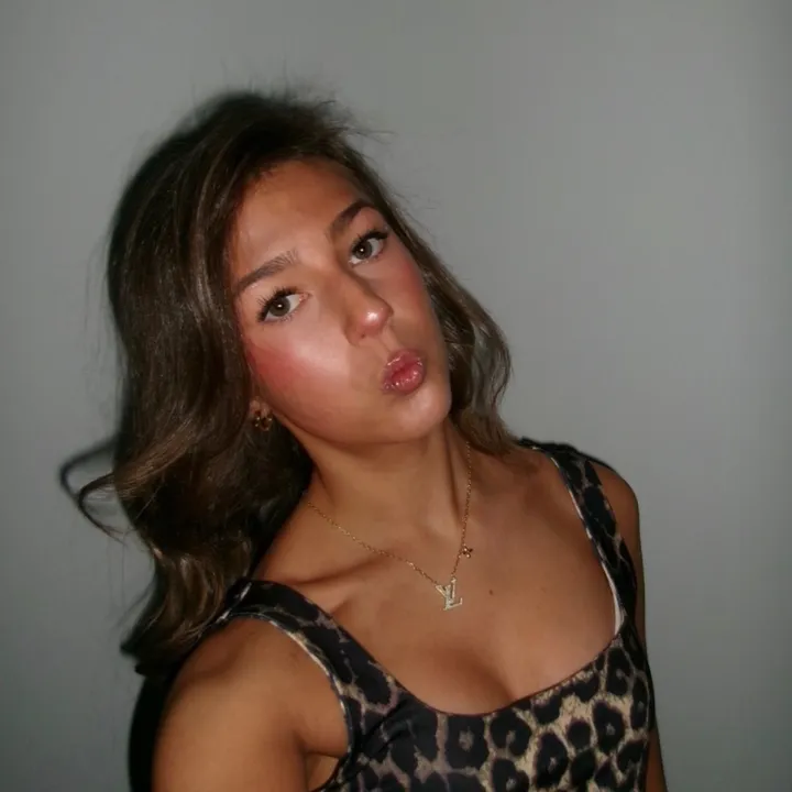 sacha_mayy