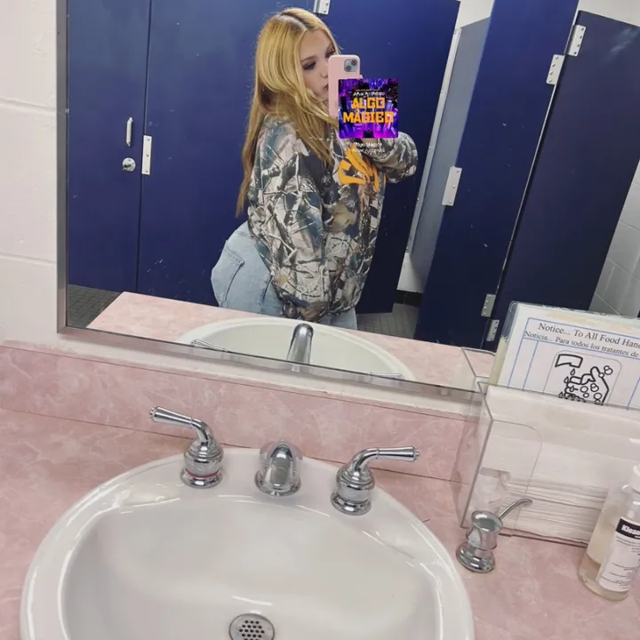 .mmariela