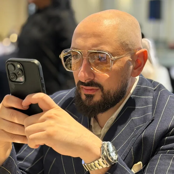 v12doc