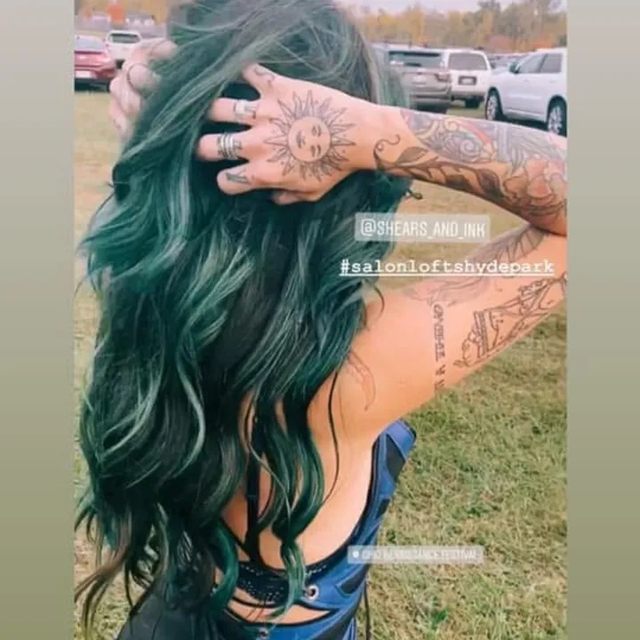 @thenursewithanecktat