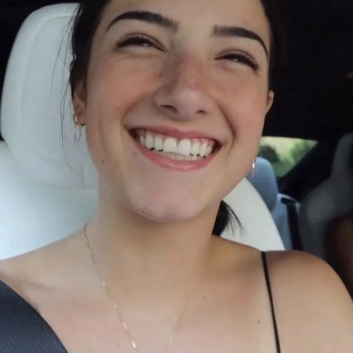 @everythinghelpfp