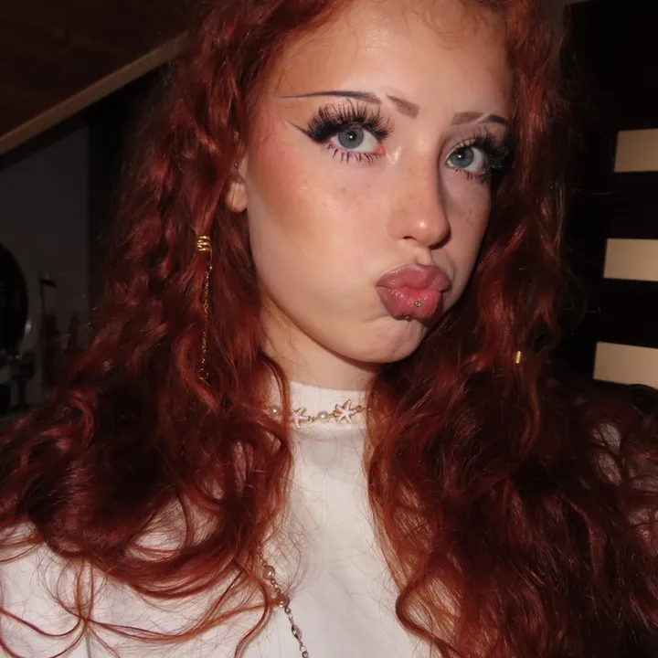 _..angelisse._
