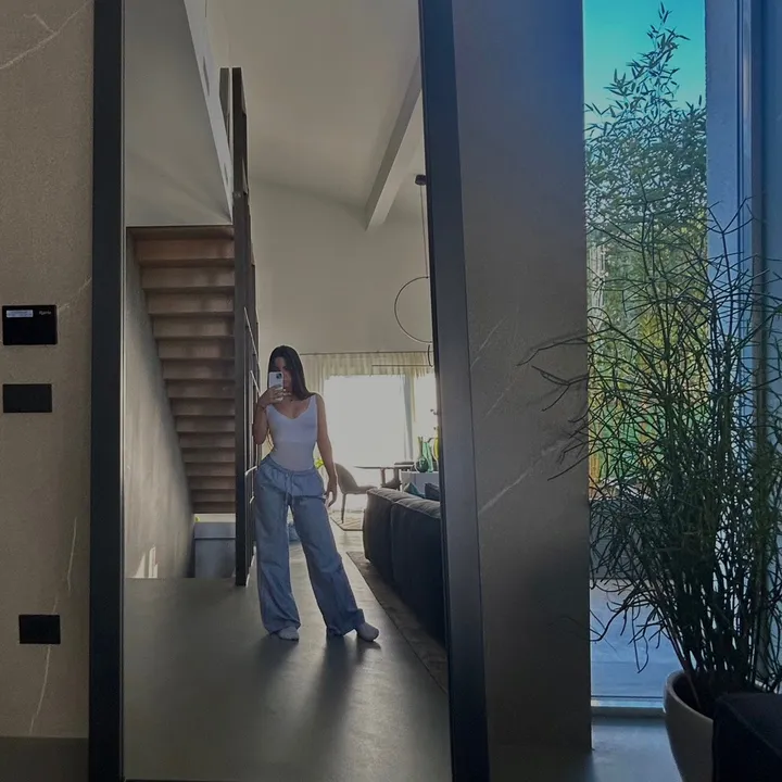 @valezambe._