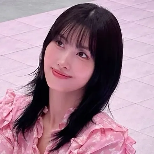 @hirai.momo._0