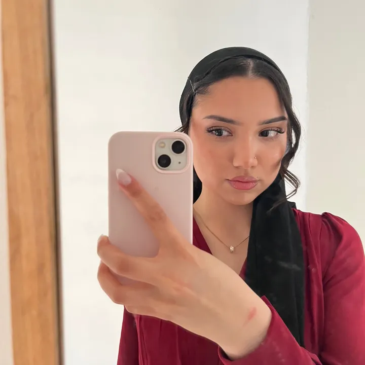 tayszn8