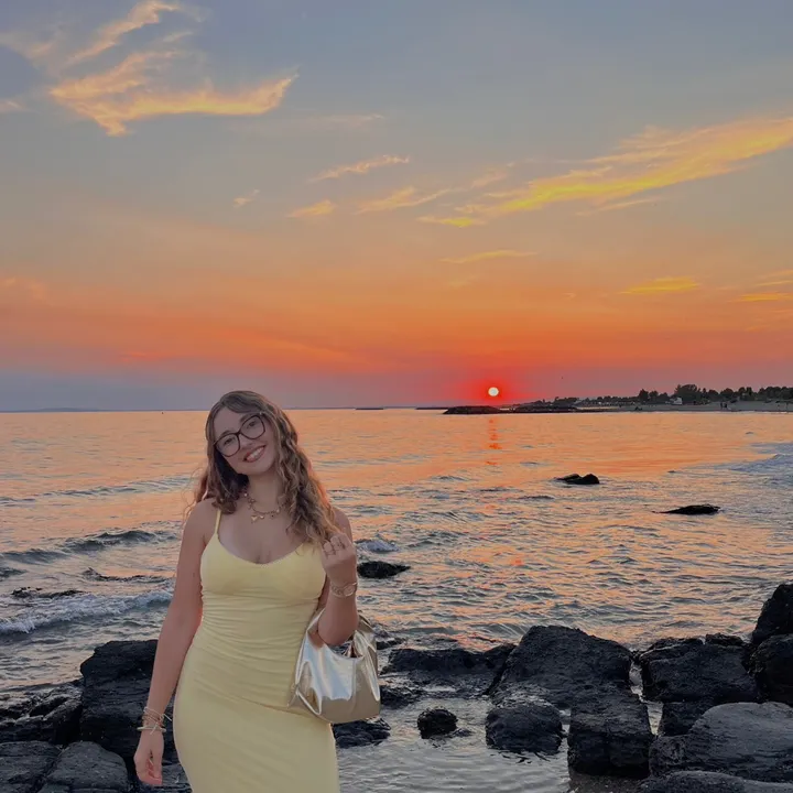 @carlamtr