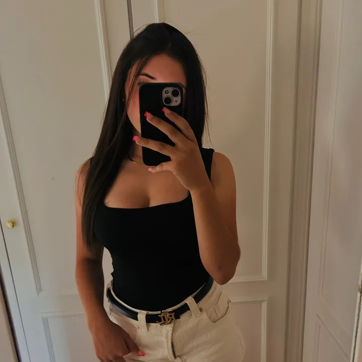 @siennaadamanti