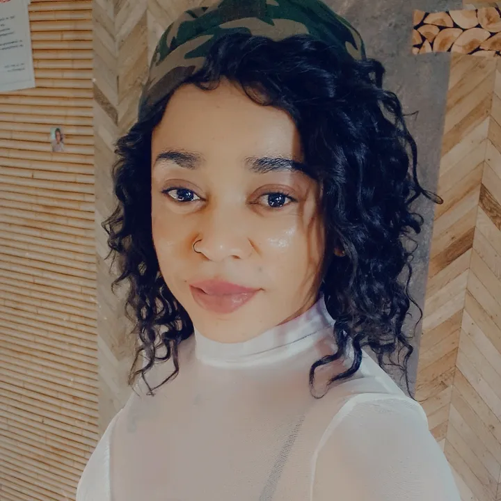 @silvialove011