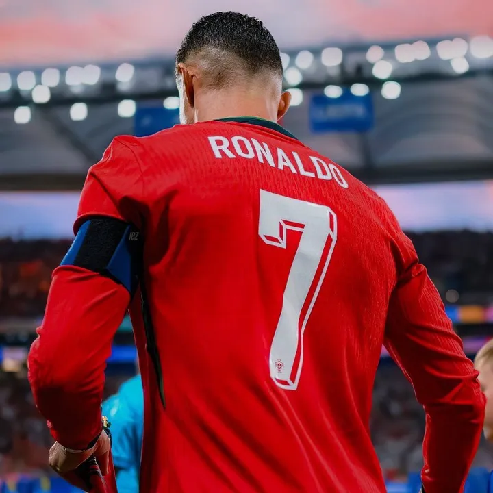 @c_ronal_7