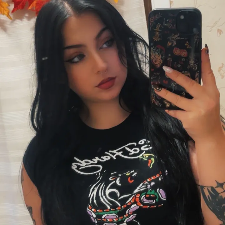 @tori_antunes