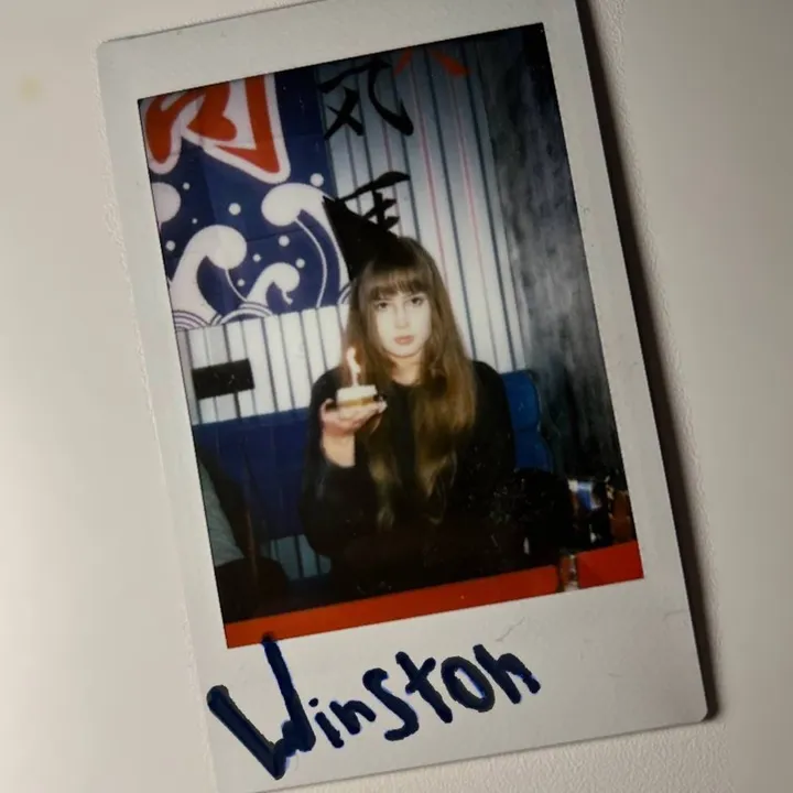 vika..winston