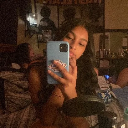 @astryyy.nunezzz