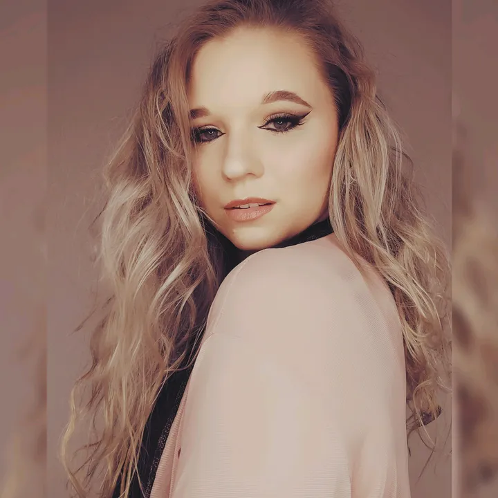 typicaltinaaa