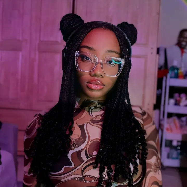 laura.nduka