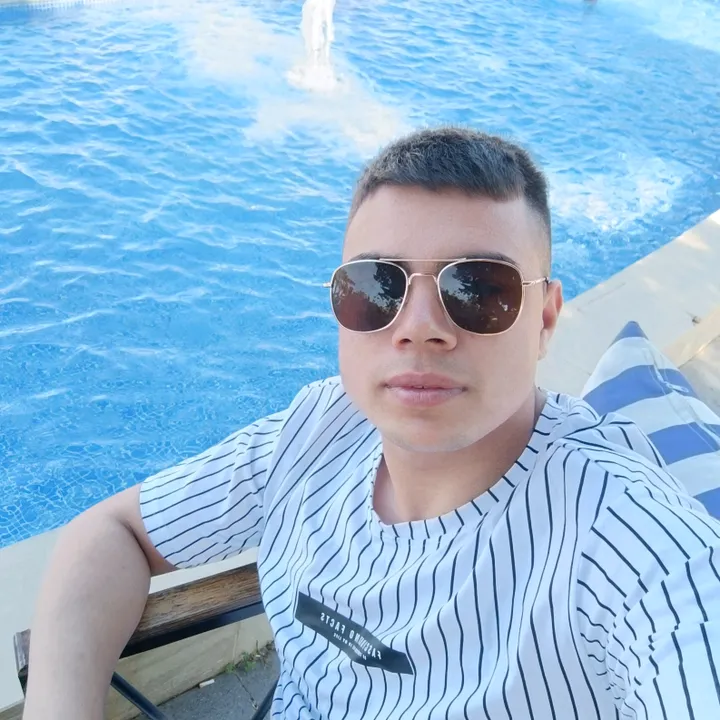 @e.bas.4545
