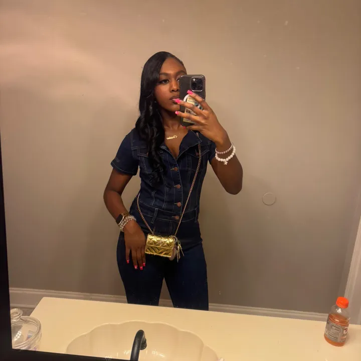 naee_pariss