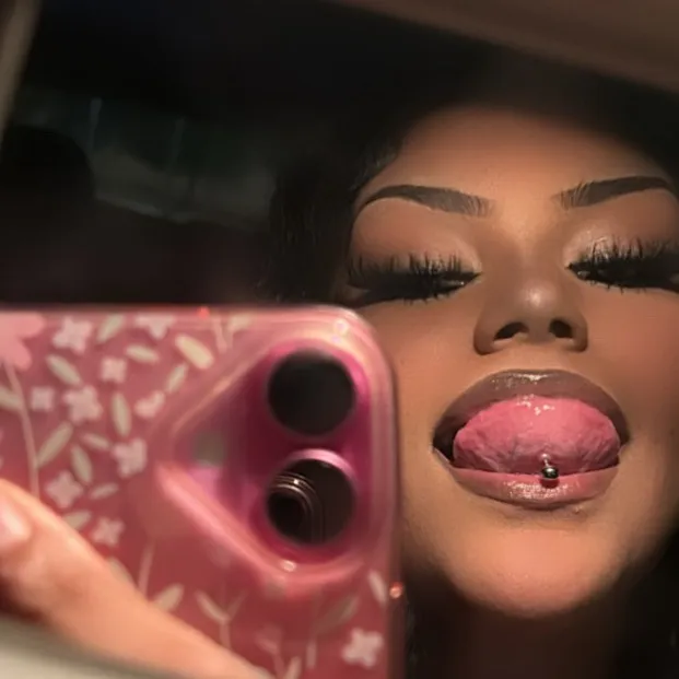 @lovely.purps