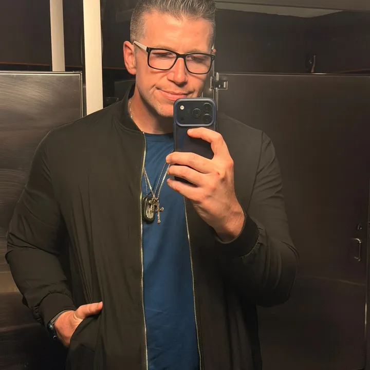 adorkwholifts