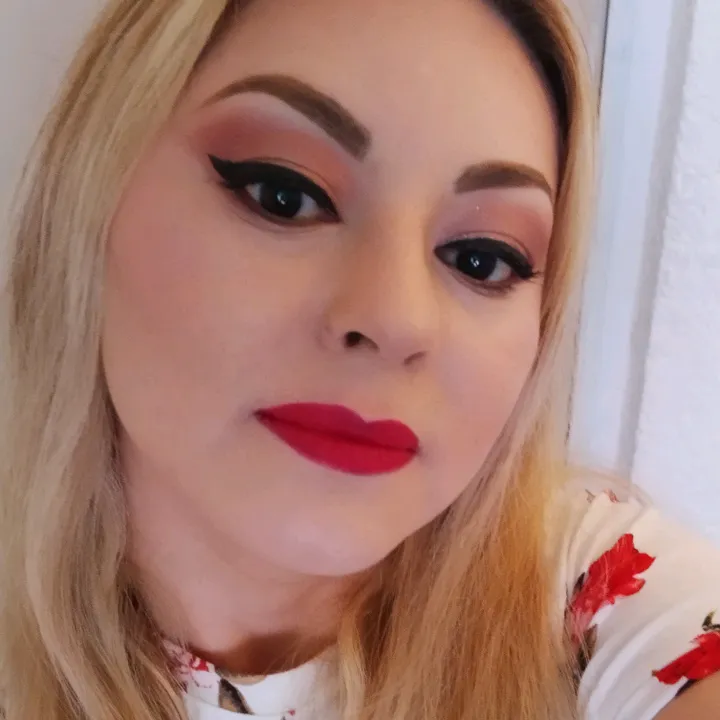 nailsjuliee