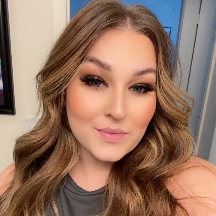 @jezlauren