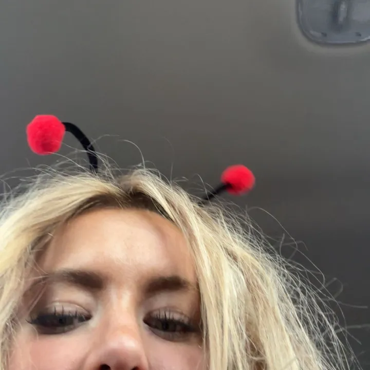 @miaafinn