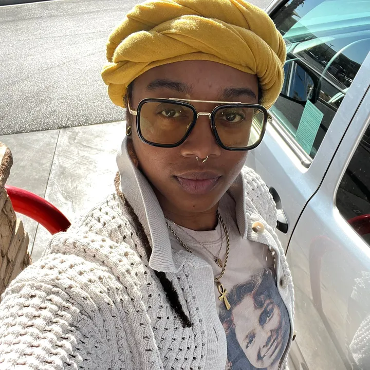 @empressdivinitea