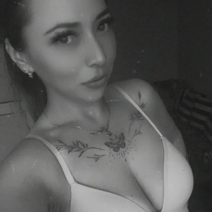 @roxyroxana363