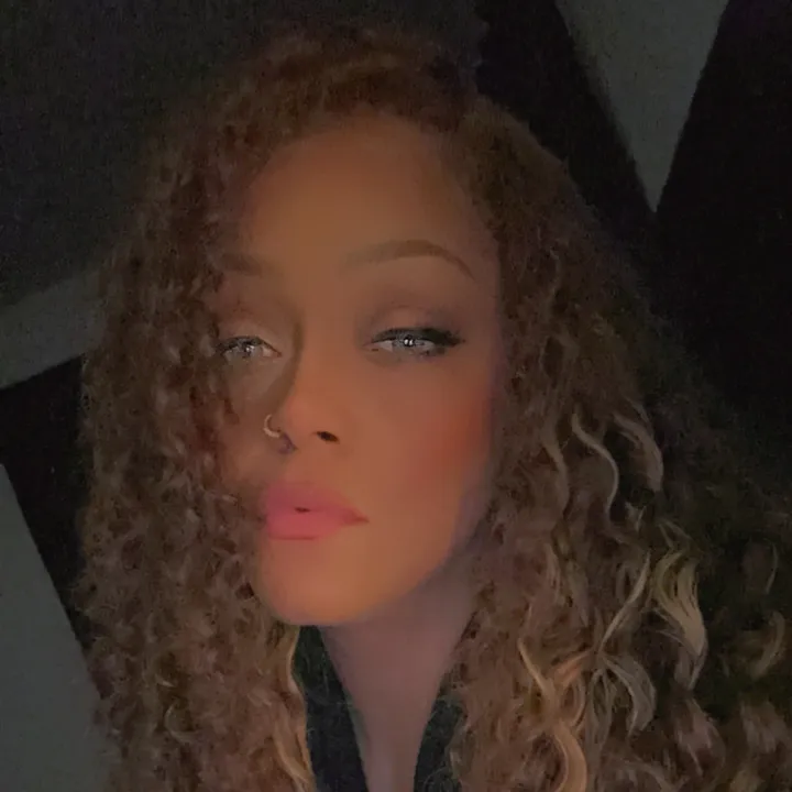 dollfacetrucker