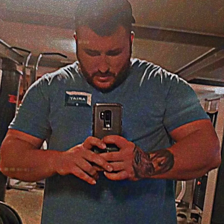 hoyt_arms